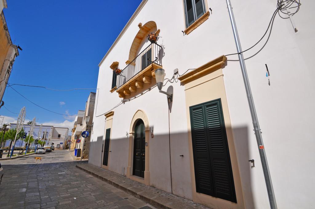 Palazzo Vaglio Bed & Breakfast Alliste Exterior foto