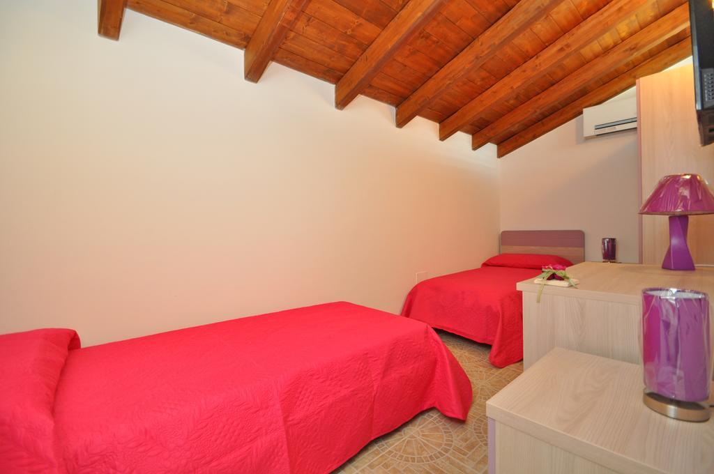 Palazzo Vaglio Bed & Breakfast Alliste Cameră foto