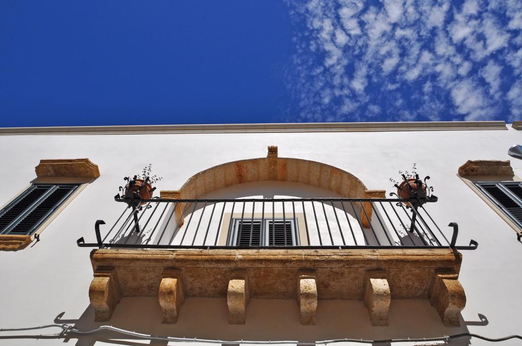 Palazzo Vaglio Bed & Breakfast Alliste Exterior foto